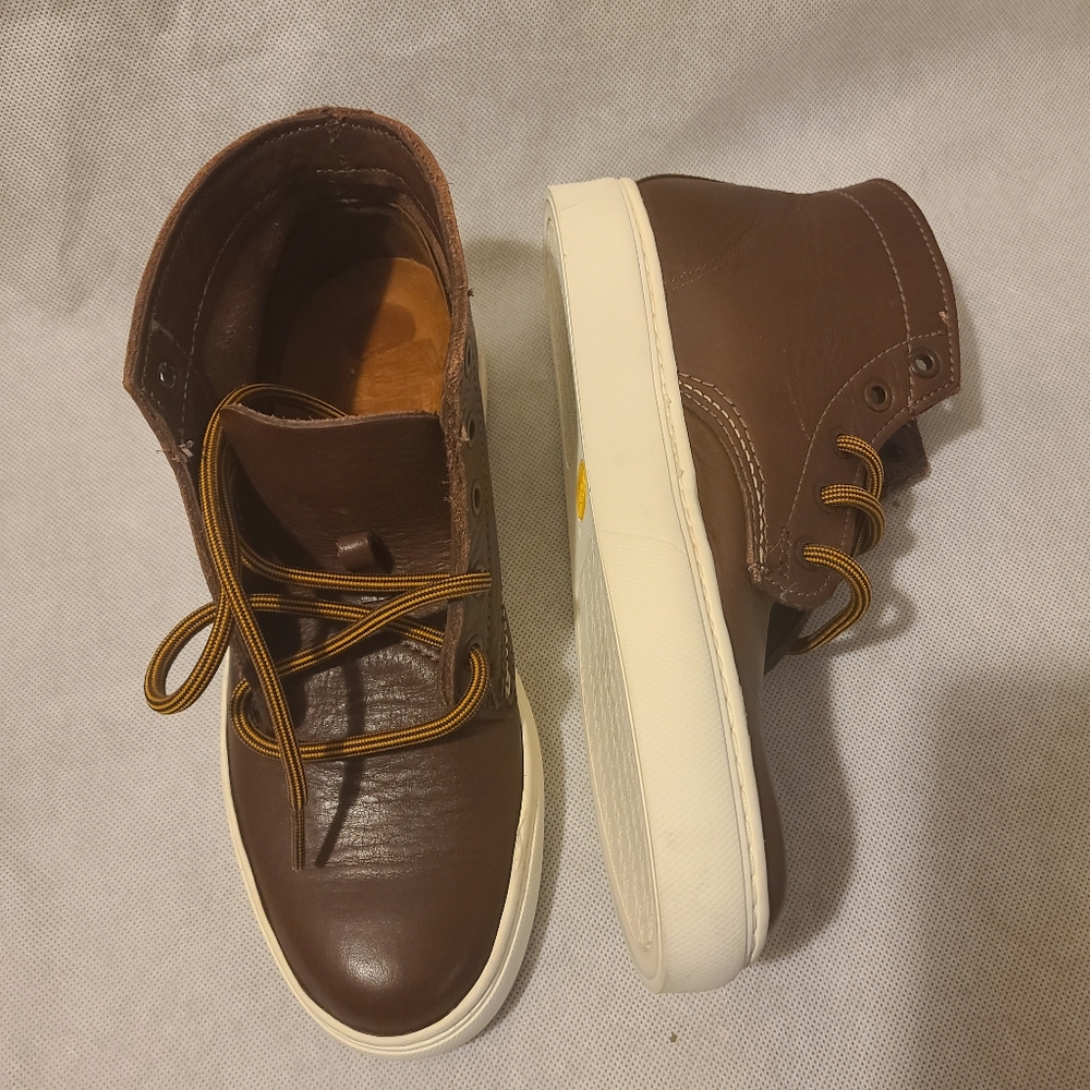 Wolverine 1000 Mile Sneaker Mid  W40547 Size 4.5D